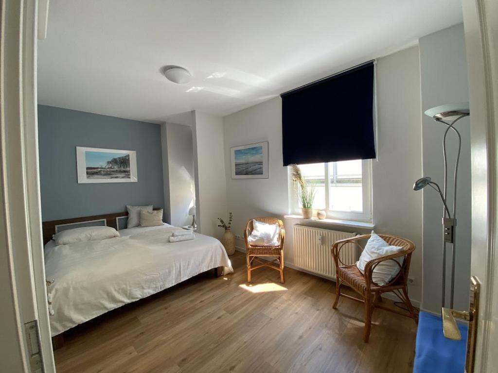 Villa Seeblick Warnemuende - Fewo Mit Meerblick Und Balkon Direkt Am Strand Fuer 2-4 Pers 로스토크 외부 사진